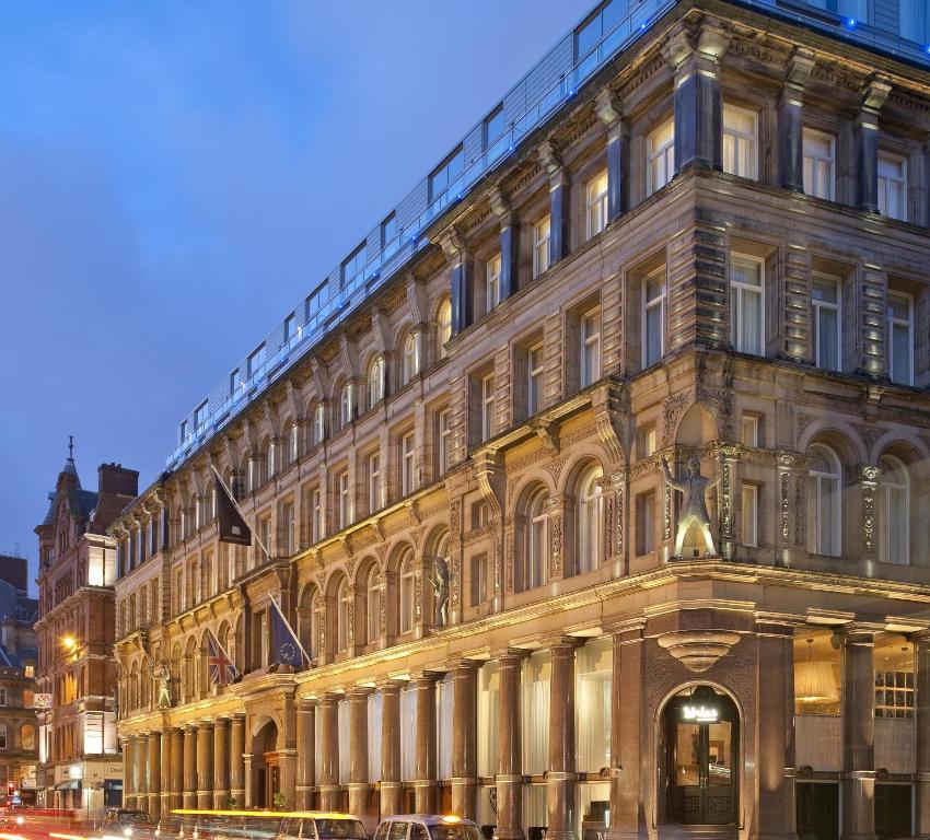 Hard Days Night Hotel Review