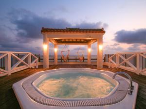 Haruhoo Resort ISHIGAKI - Dining and Breakfast Options