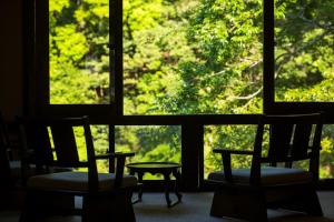 Hazuki - Guest Experiences