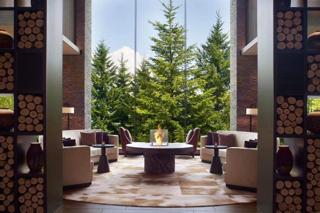 Higashiyama Niseko Village, a Ritz-Carlton Reserve Review