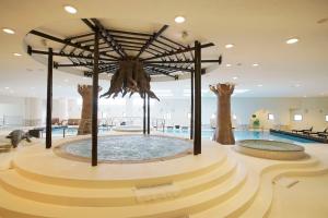Hilton Fukuoka Sea Hawk - Recreational Facilities