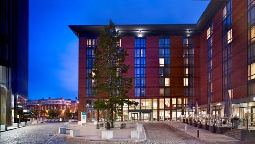 Hilton Garden Inn Birmingham Brindley Place - Guest Experience and Reviews
