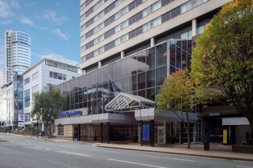 Hilton Leeds City - Guest Amenities and Services
