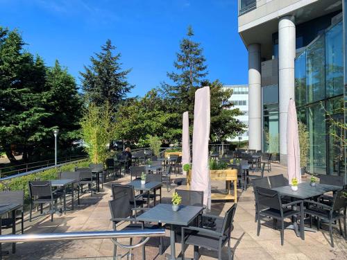Hilton Paris Charles De Gaulle Airport - Convenient Airport Proximity