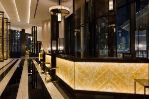 Hilton Yokohama - Dining and Beverage Offerings