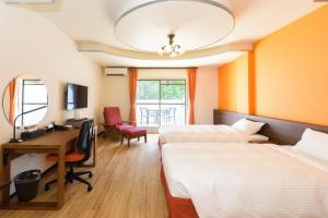 HiyagunLanaiResort - Dining and Recreational Facilities