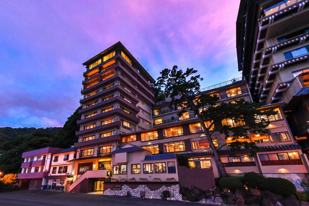 Hokkawa Onsen Hotel Review