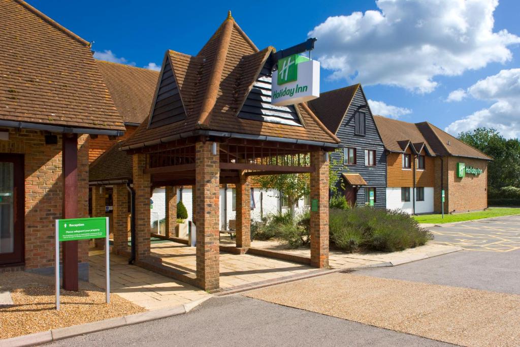 Holiday Inn Ashford Central, an IHG Hotel - Accommodation Options