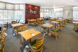 Holiday Inn Basingstoke, an IHG Hotel - Dining and Culinary Experiences
