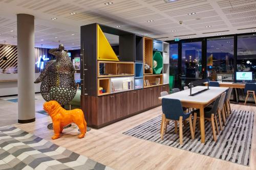 Holiday Inn Bordeaux Sud - Pessac, an IHG Hotel - Location and Accessibility