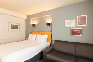 Holiday Inn Brentwood, an IHG Hotel - Room Types and Comfort