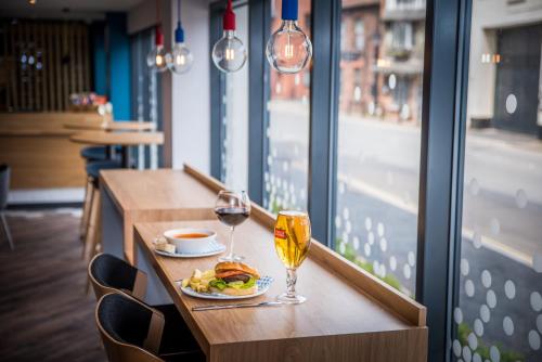 Holiday Inn Express - Exeter - City Centre, an IHG Hotel - Amenities and Services Offered