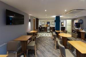 Holiday Inn Express London Victoria, an IHG Hotel - Facilities and Amenities