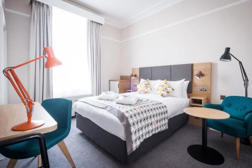 Holiday Inn Farnborough, an IHG Hotel - Amenities and Facilities