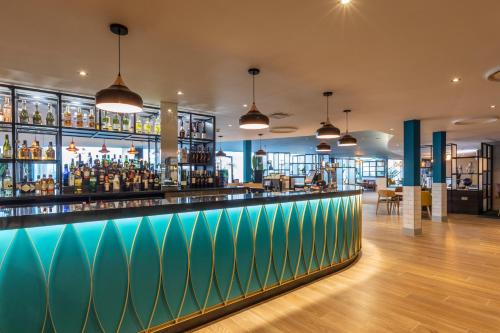 Holiday Inn Oxford, an IHG Hotel - Comfortable and Modern Room Amenities