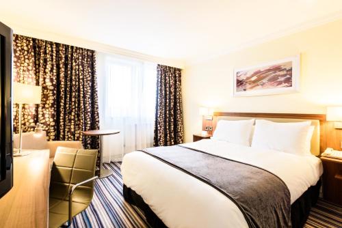 Holiday Inn Portsmouth, an IHG Hotel - Facilities and Amenities