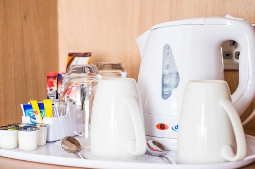 Holiday Inn Reading South M4 Jct 11, an IHG Hotel - Room Features and Amenities