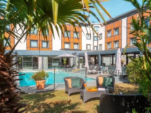 Holiday Inn Toulouse Airport, an IHG Hotel - Dining Options and Room Service