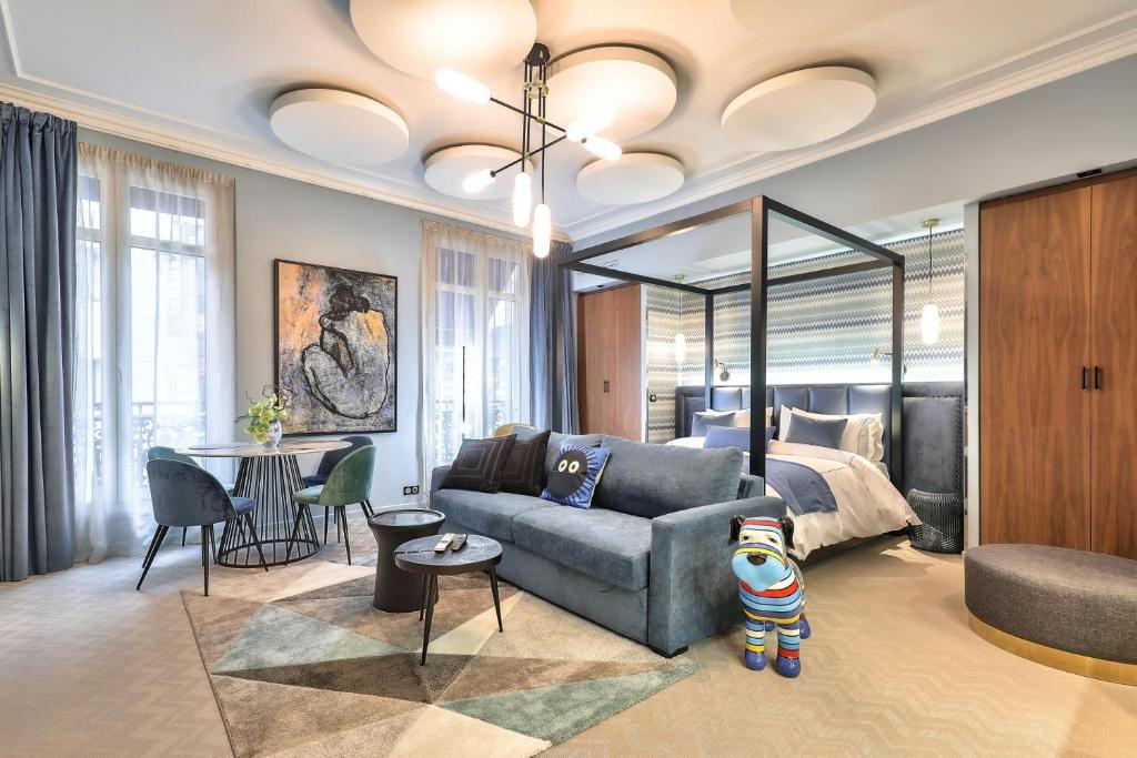 Hotel 33 Marbeuf - Guest Experiences and Ratings