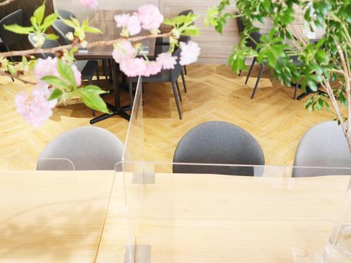 Hotel Abest Grande Takatsuki - Overview and Location