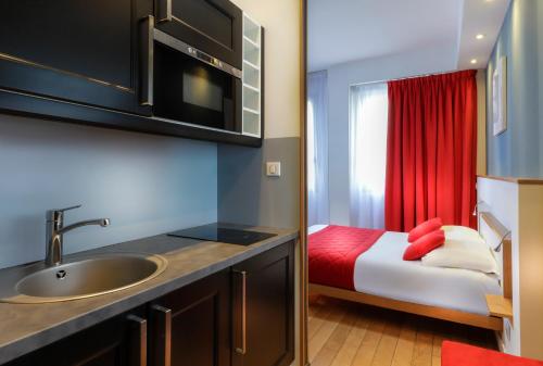 Hotel Amber - Dining and Breakfast Options