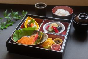 Hotel Brighton City Osaka Kitahama - Room Amenities and Features
