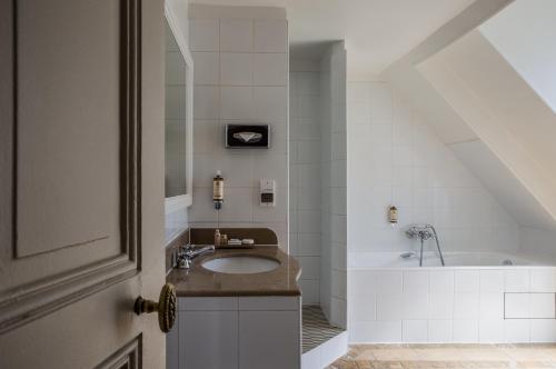 Hotel Brighton - Spirit of France - Hotel Overview