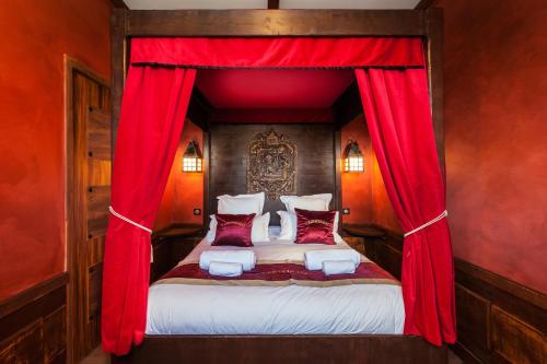 Hotel Cap Pirate - Family-Friendly Amenities