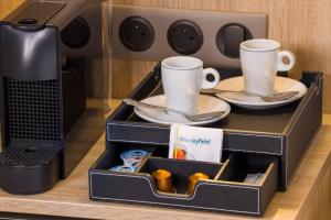 Hotel Charlemagne - Local Attractions and Accessibility