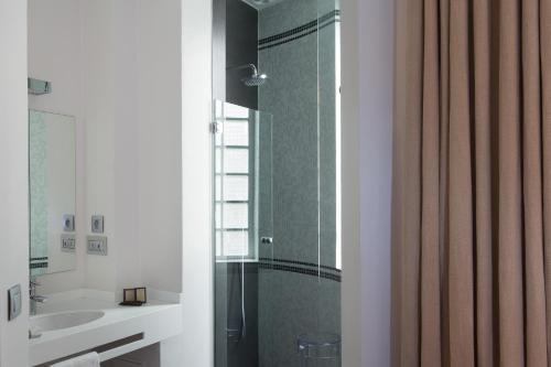 Hotel De La Place Du Louvre - Spirit of France - Exceptional Guest Experience