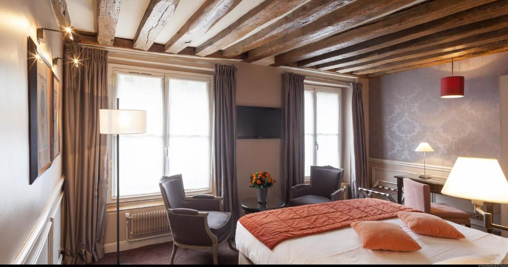 Hotel De Luniversite - Accommodation and Room Options