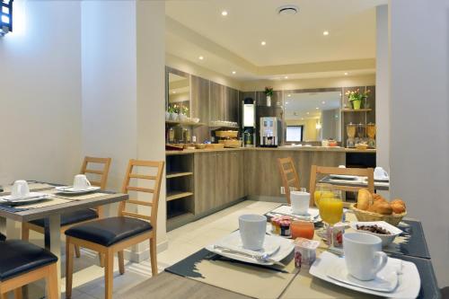 Hotel Du Chemin Vert - Dining and Breakfast