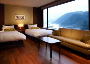 Hotel Kinparo - Guest Services and Dining