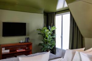 Hotel La Conversation - Facilities and Amenities Offered