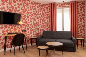 Hotel Le 46 Renovation - About Staying Here