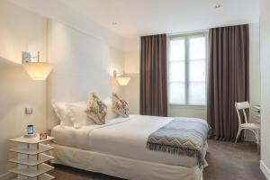 Hotel Le Placide Saint-Germain Des Prés - Nearby Attractions and Activities