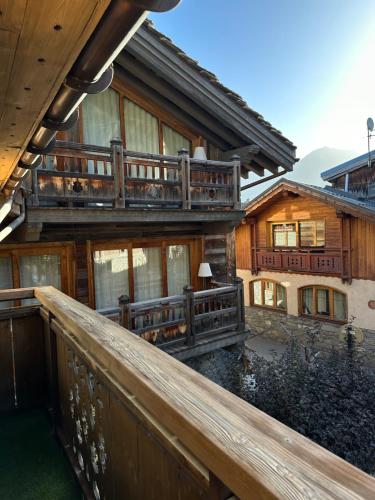 Hotel Les Peupliers - Location and Accessibility