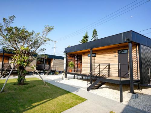 HOTEL LOCAL BASE <Miyako Island> - Overview and Location