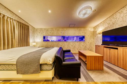 HOTEL LUNA MODERN Sakuranomiya (Adult Only) - Facilities and Services