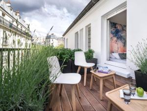 Hotel Max - Room Features and Amenities