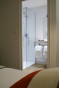 Hotel Mir - Guest Ratings and Reviews