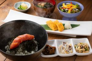 HOTEL MYSTAYS Fukuoka Tenjin - Connectivity and Services