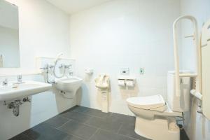 HOTEL MYSTAYS Hamamatsucho - Location and Attractions