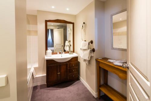 Hotel of the Clock - Room Features