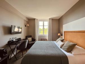 Hotel of the Lower Pyrenees - Bayonne - Dining Options and Amenities