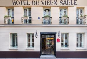 Hotel of the Old Willow - Exploring the Marais District