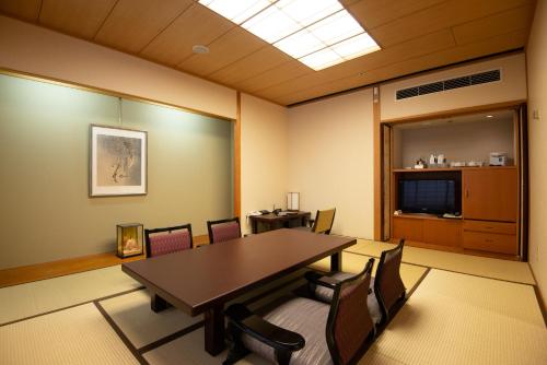 Hotel Okura Fukuoka - Dining Options