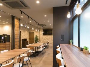 Hotel Oriental Express Osaka Shinsaibashi - Accessibility and Facilities