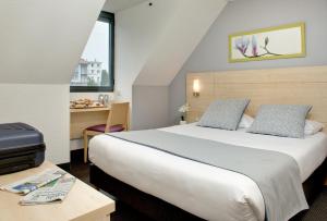 Hotel Padoue - Nearby Attractions