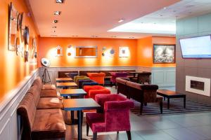 Hotel Panorama - Dining and Beverages